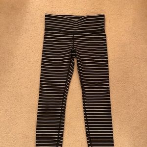 GapFit blackout technology pants